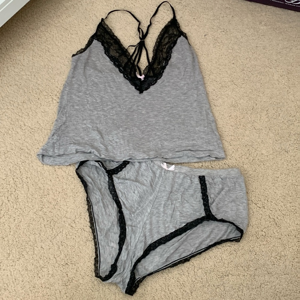 PJ set